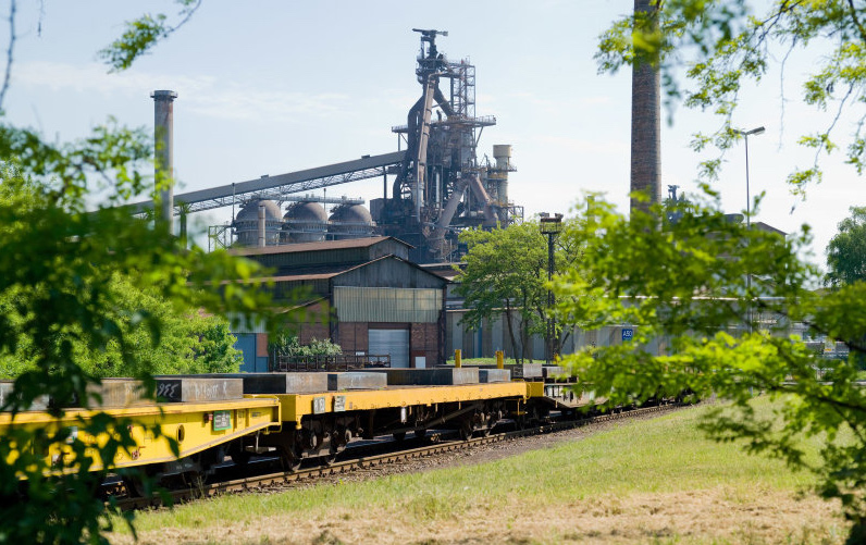 Die Dillinger Hüttenwerke, Unternehmen der Stahl-Holding-Saar