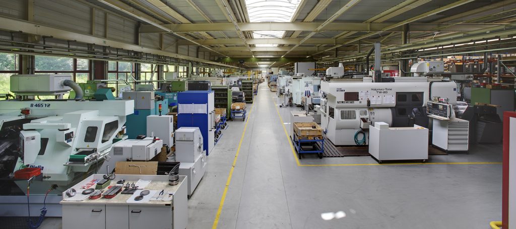 Fertigungshalle bei Roland Erdrich