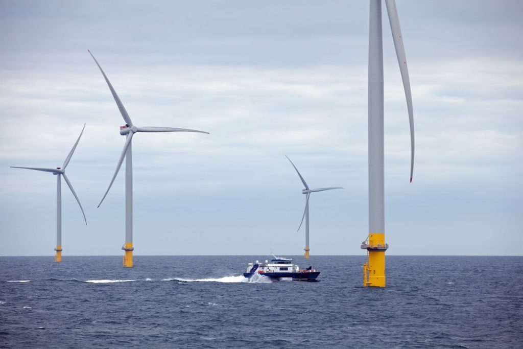 Windpark Hornsea One von Ørsted mit Monopiles aus Grobblech von Dillinger