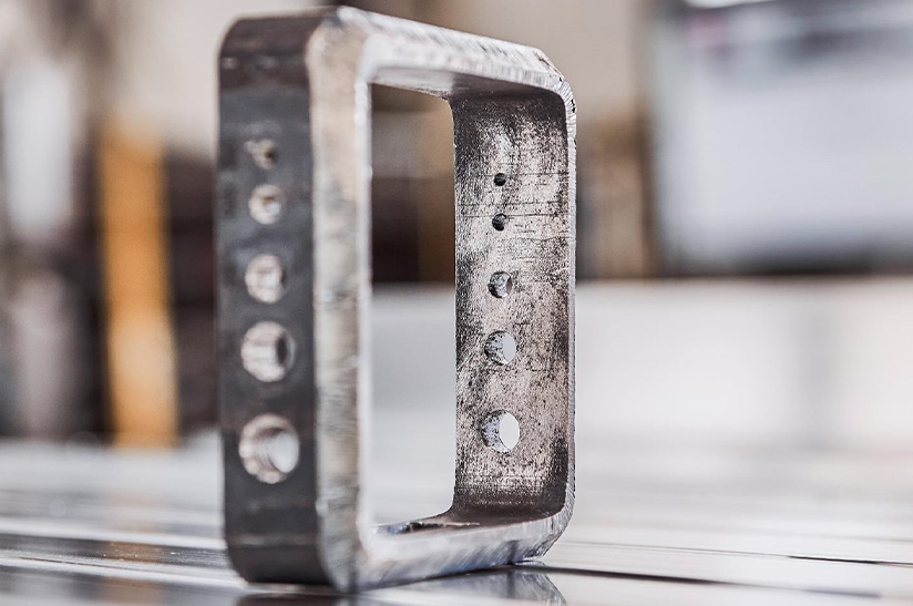 Industrielles Metallstück, Symbolbild für Klöckner & Co's Rekordergebnis 2021.