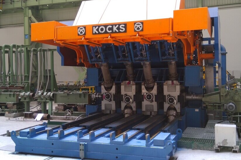 Fushun Special Steel hat einen RSB 370 bestellt, der vergleichbar zu dem Modell im Bild ist