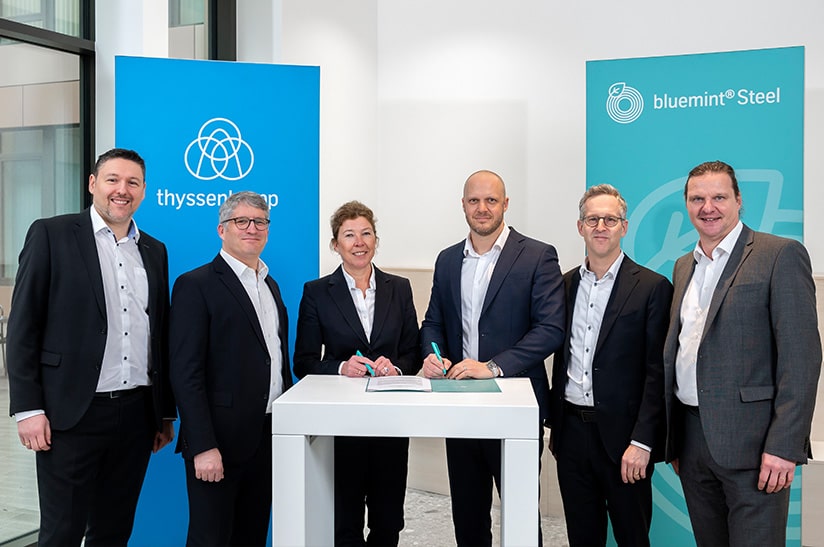 Vertreter von Benteler und thyssenkrupp