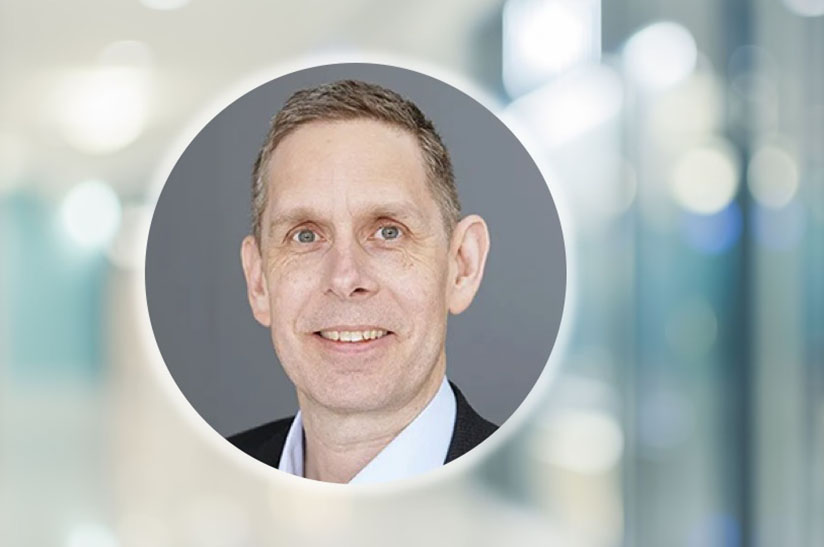 Das Bild zeigt den Kopf eines grauhaarigen Mannes. Er gehört zum Unternehmen Walter AG.