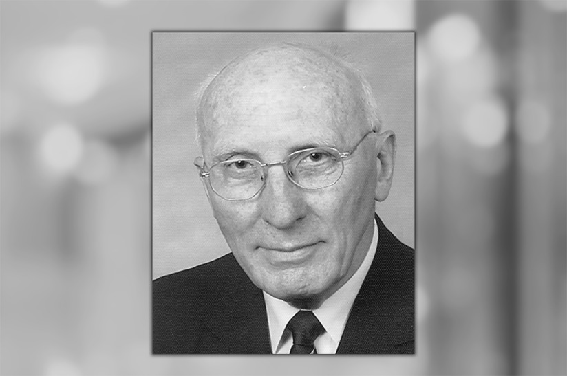 Das Bild zeigt ein schwarz-weißes Porträt von Prof. Dr.-Ing. Wolfgang Pluschkell. Den Nachruf haben TU Clausthal und der VDEh verfasst.