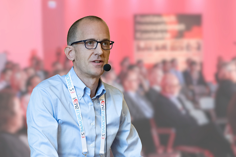 Das Bild zeigt Dr. Till Schneiders. Im Interview mit stahl + eisen spricht er über den HärtereiKongress und die Steel 3d-zahnraeder-paul-wurth-trockenreformierungstechnologie.