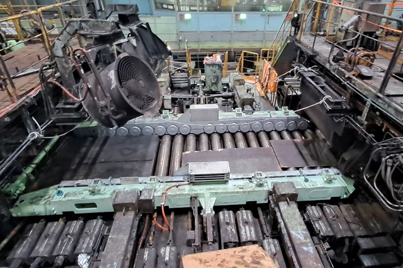 Die neu implementierten Eco Slides Discs und eine der neuen Seitenführungen bei Hyundai Steel