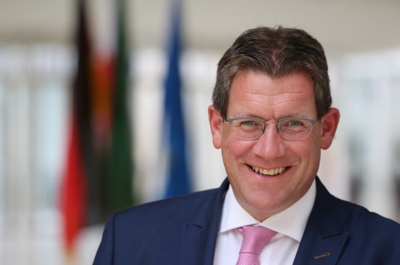 Das Bild zeigt Dietmar Brockes MdL. Der FDP-Politiker hat eine klare Meinung zur Transformation bei Thyssenkrupp Steel Europe.