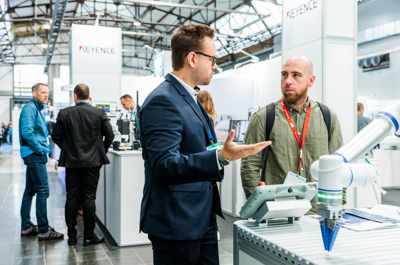 Das Bild zeigt eine Impression von der All About Automation Düsseldorf 2024. Die Messe wird ausgerichtet von der Easyfairs GmbH.