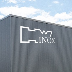 Das Lagergebäude von HW-Inox in Ratingen bei Düsseldorf 