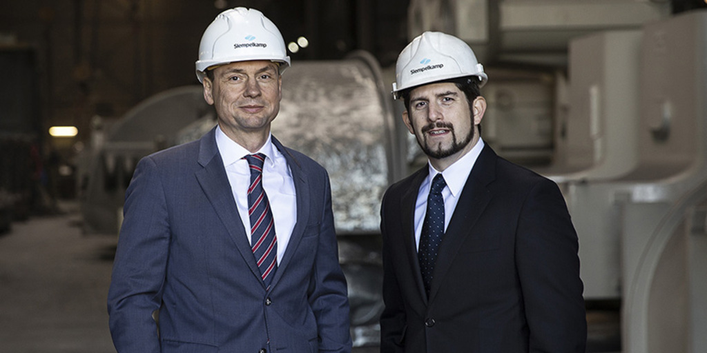 Ralf Howe und Dr. Dirk Geier, Geschäftsführer der Siempelkamp Giesserei. Die beiden haben eine klare Meinung zur Strompreisbildung.
