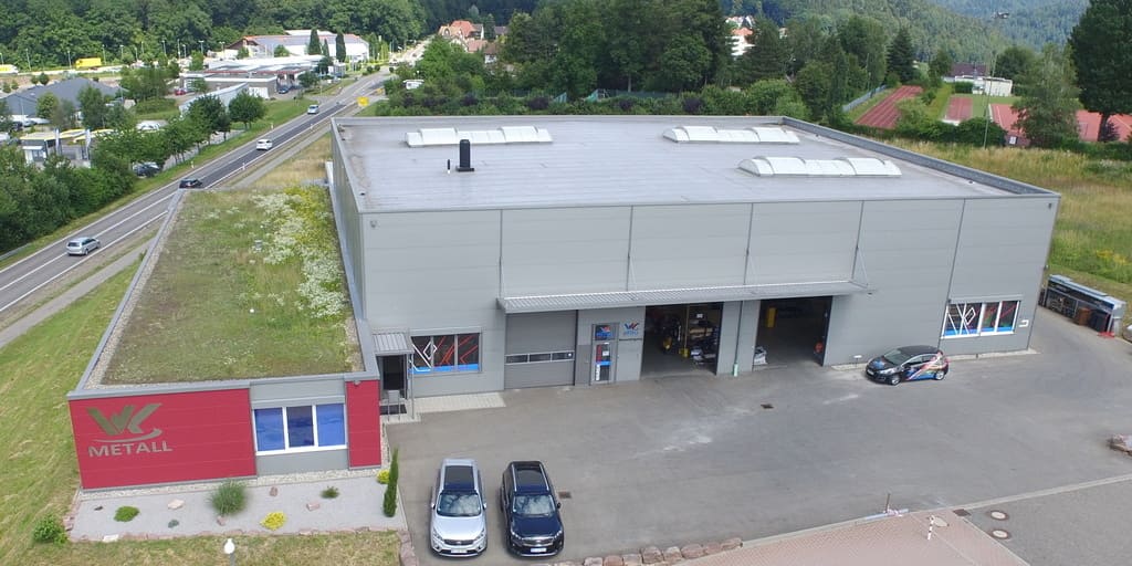 Hohe Außenaufnahme WK Metall GmbH